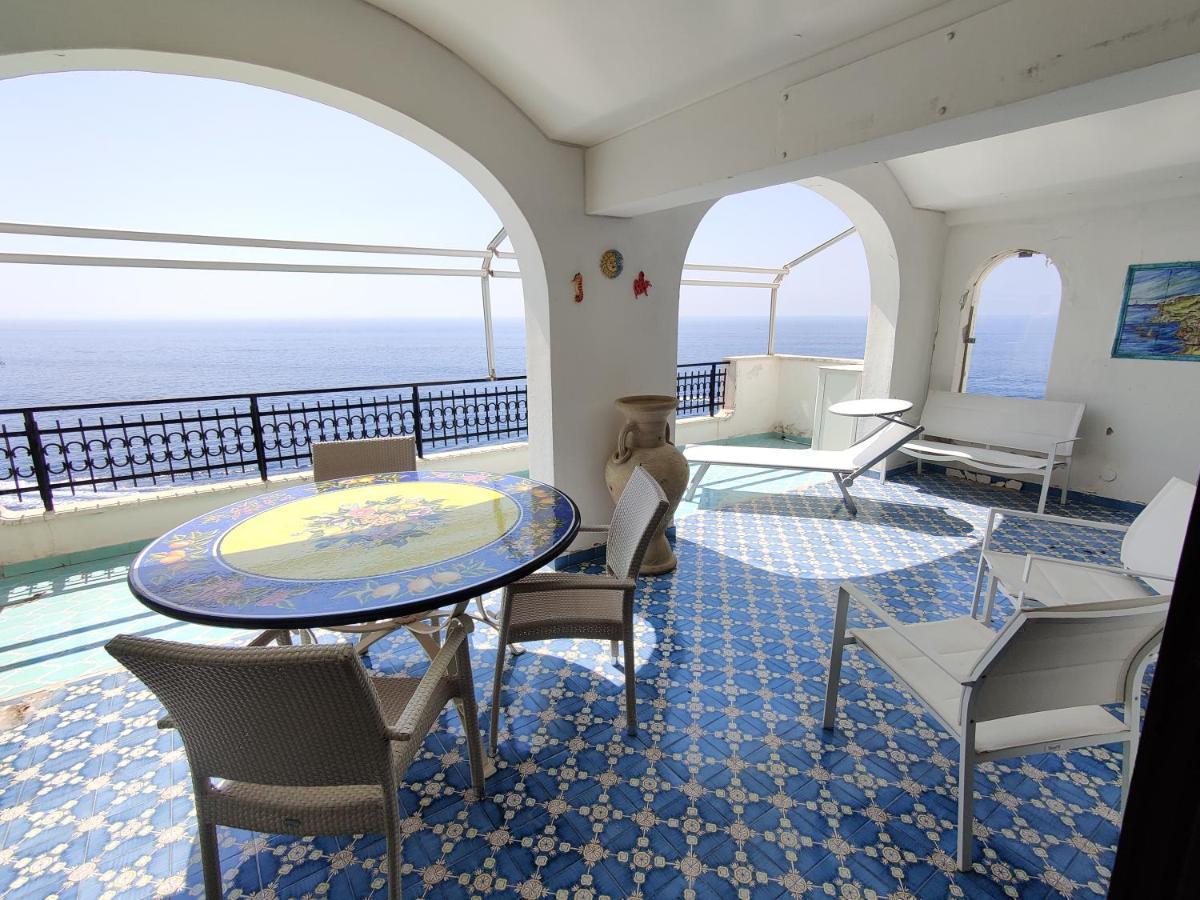 Casa La Scogliera Apartman Praiano Kültér fotó