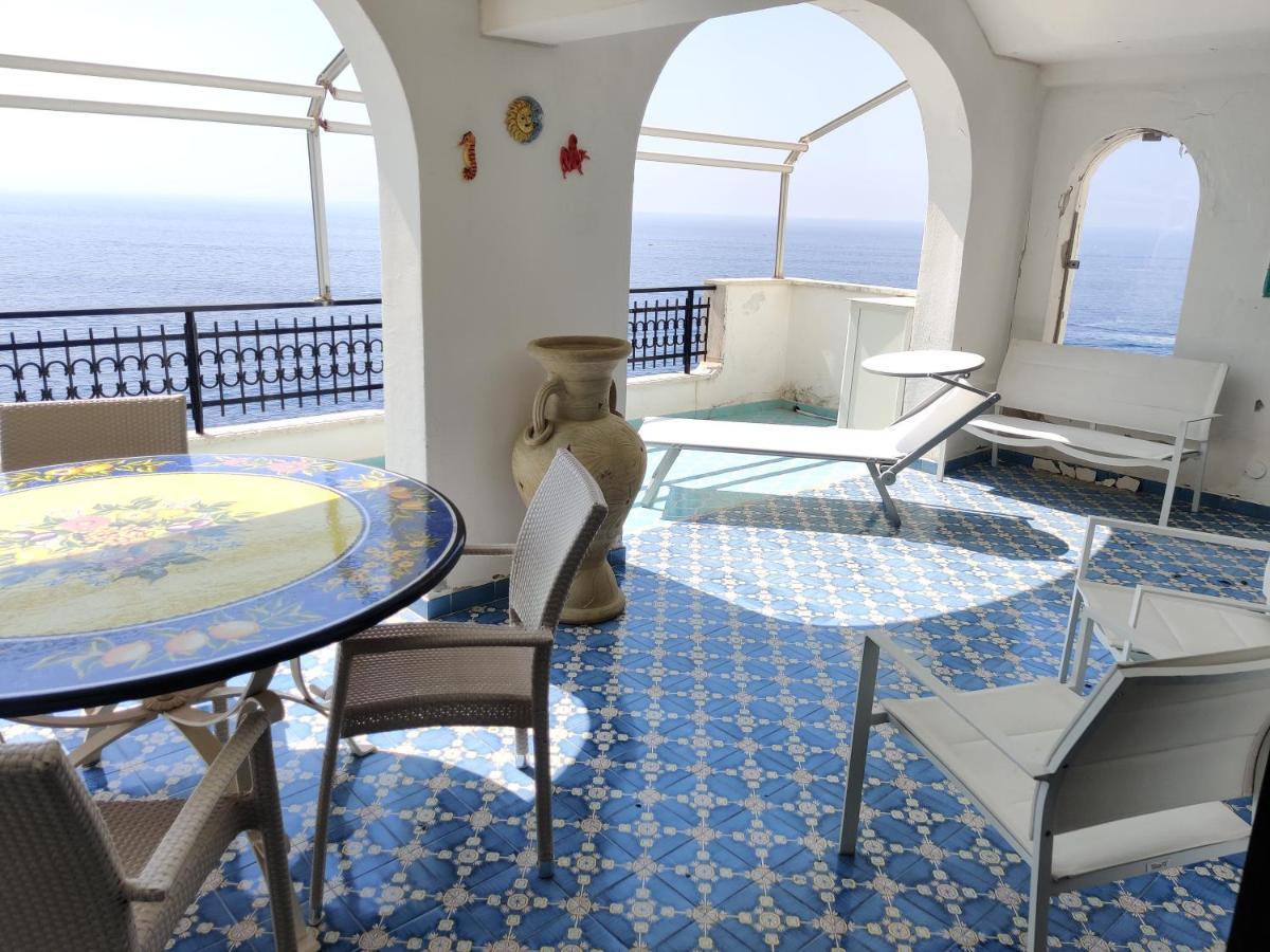 Casa La Scogliera Apartman Praiano Kültér fotó