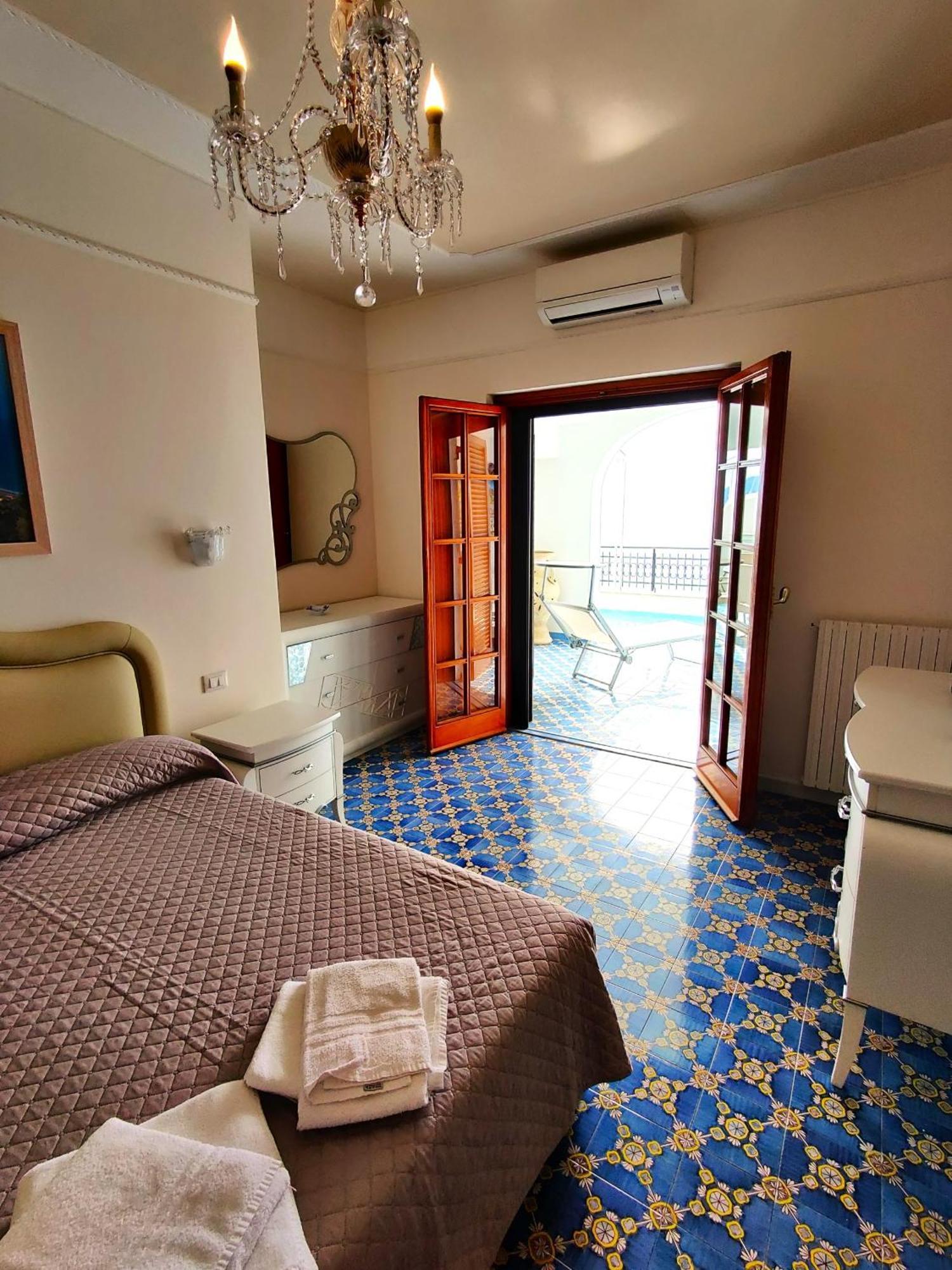 Casa La Scogliera Apartman Praiano Kültér fotó